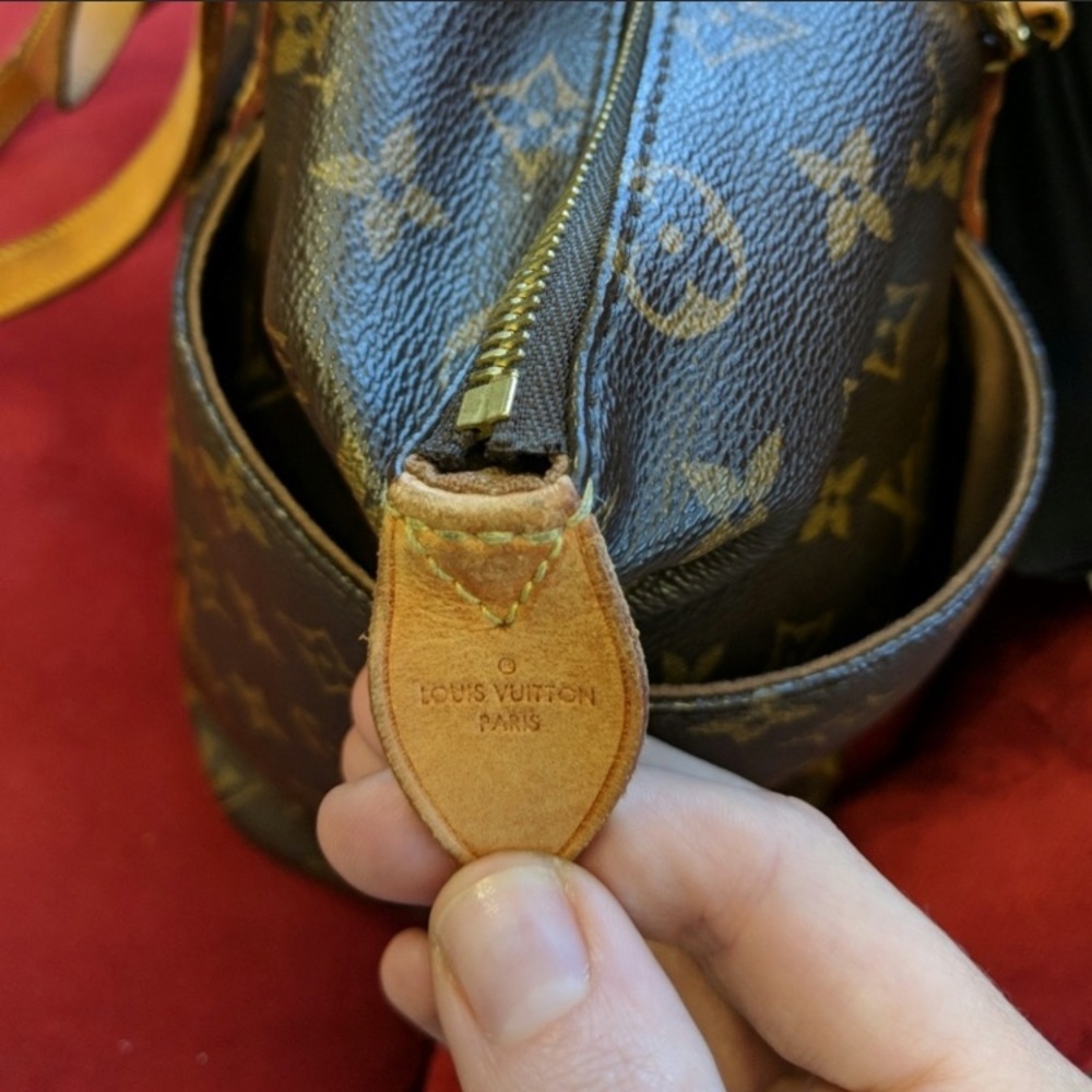Louis Vuitton Totally GM - Picture 5 of 8